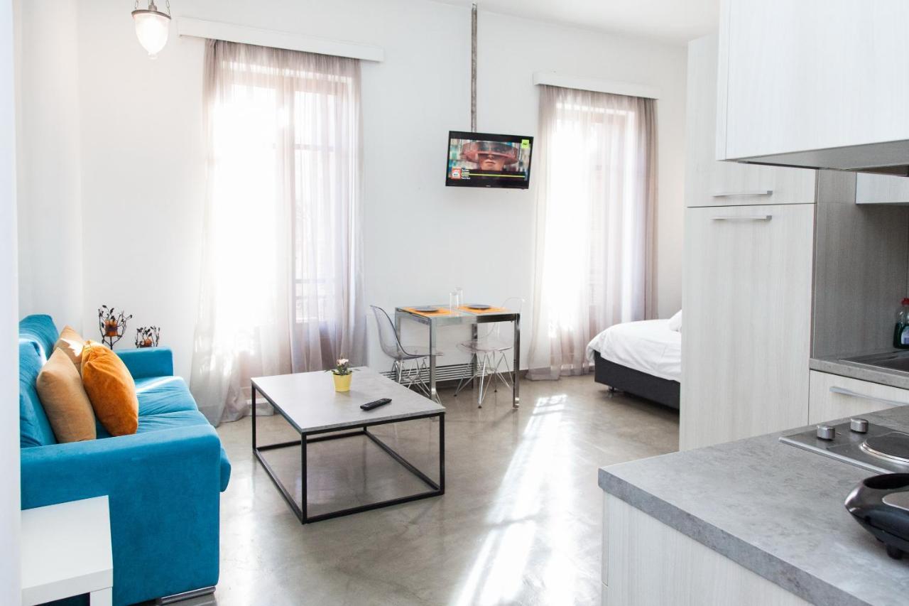アテネBeautiful Apt Near Monastiraki Sqrアパートメント エクステリア 写真